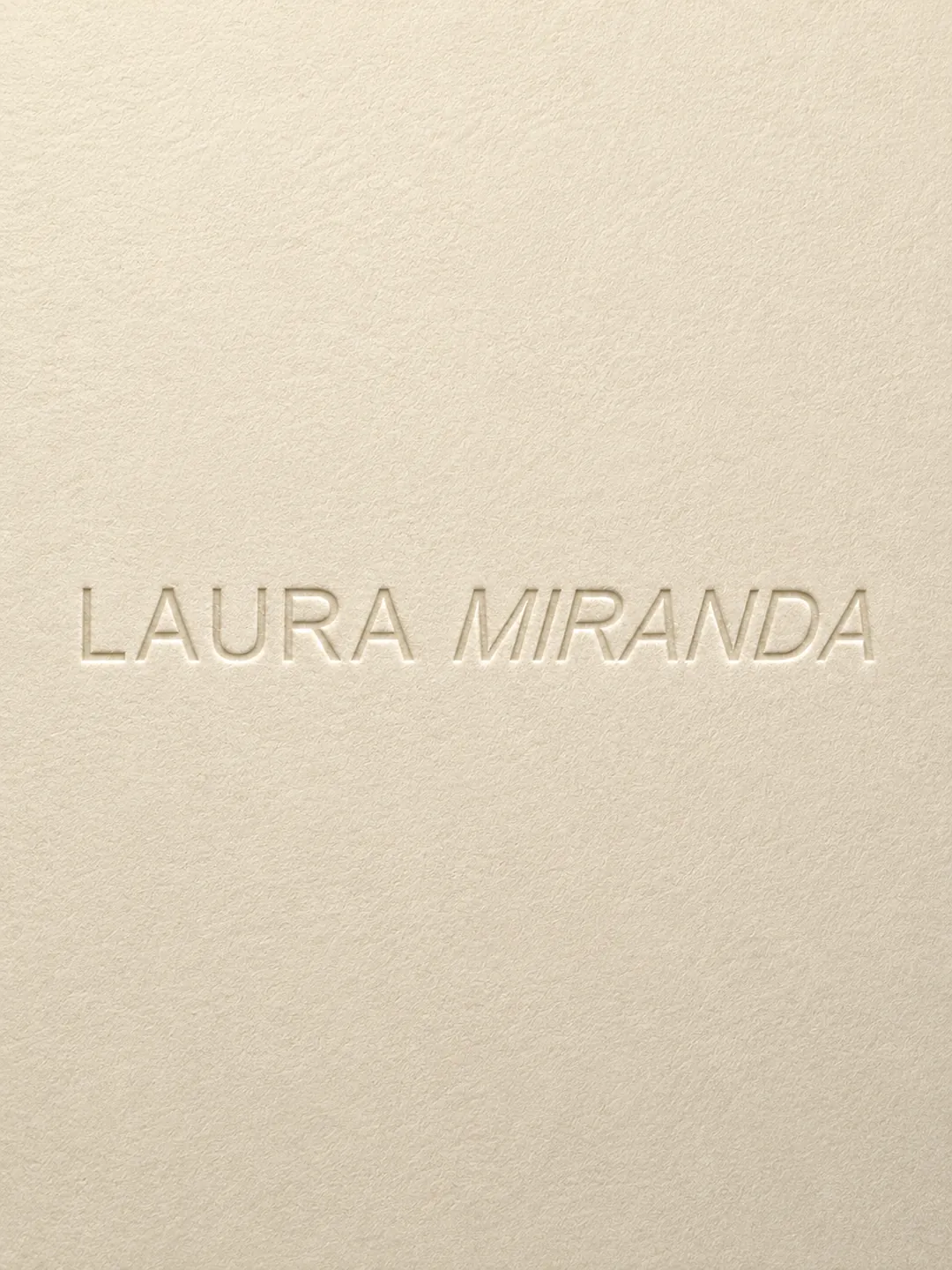 Laura Miranda — aplicação da identidade, imagem 2 de 8