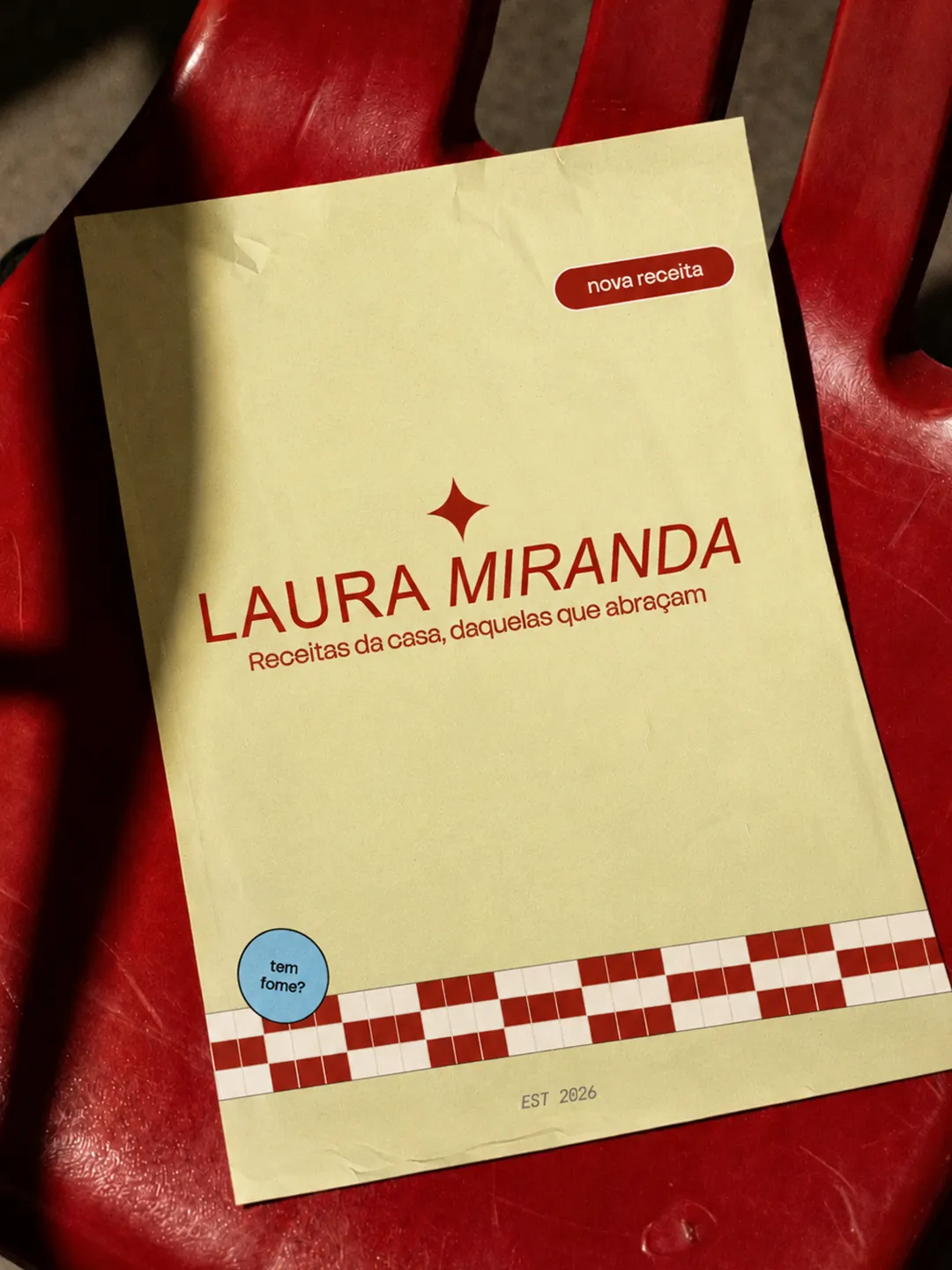 Laura Miranda — aplicação da identidade, imagem 5 de 8
